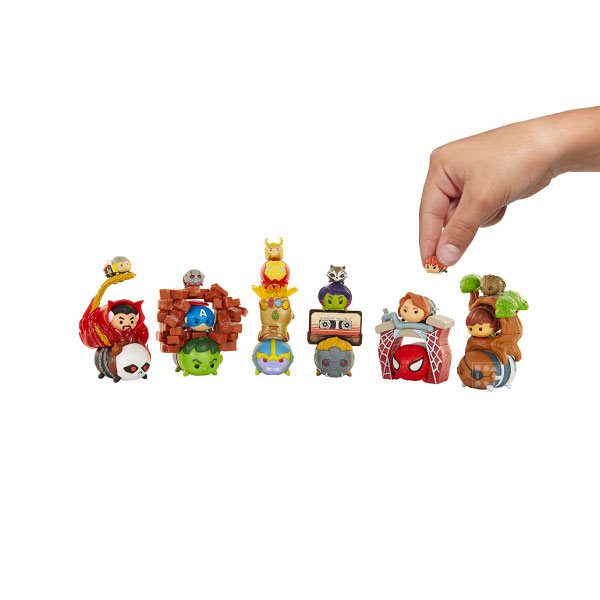 Calendrier de l'avent jouet 2021 Tsum Tsum Marvel