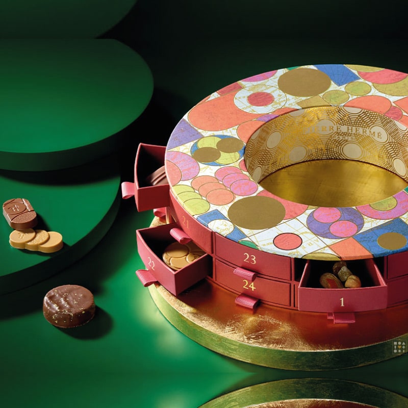 Calendrier de l'avent chocolat 2023 Pierre Hermé design luxe gourmandise chocolatées