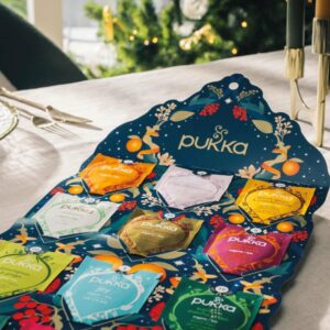 coffret thés infusions calendrier de l'avent pukka 2023 avec 24 sachets de thé bio