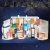 coffret beauté blanc et or calendrier de l'avent Dr Pierre Ricaud 2024 contenant 12 produits soins visage, soins corps et maquillage d'une valeur de 250 euros