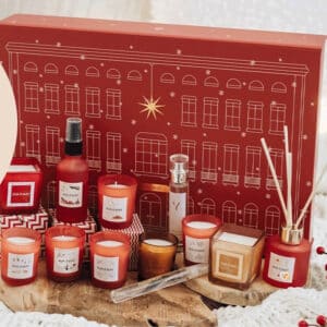 calendrier de l'avent Ava & May 2024 contenant 24 produits parfumée : bougie; parfumeur; diffuseur...