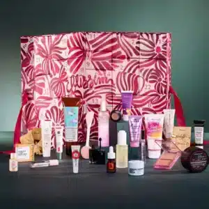 Calendrier de l'avent Blissim 2024 contenant 400 euros de produit beauté visage, corps maquillage et accessoires
