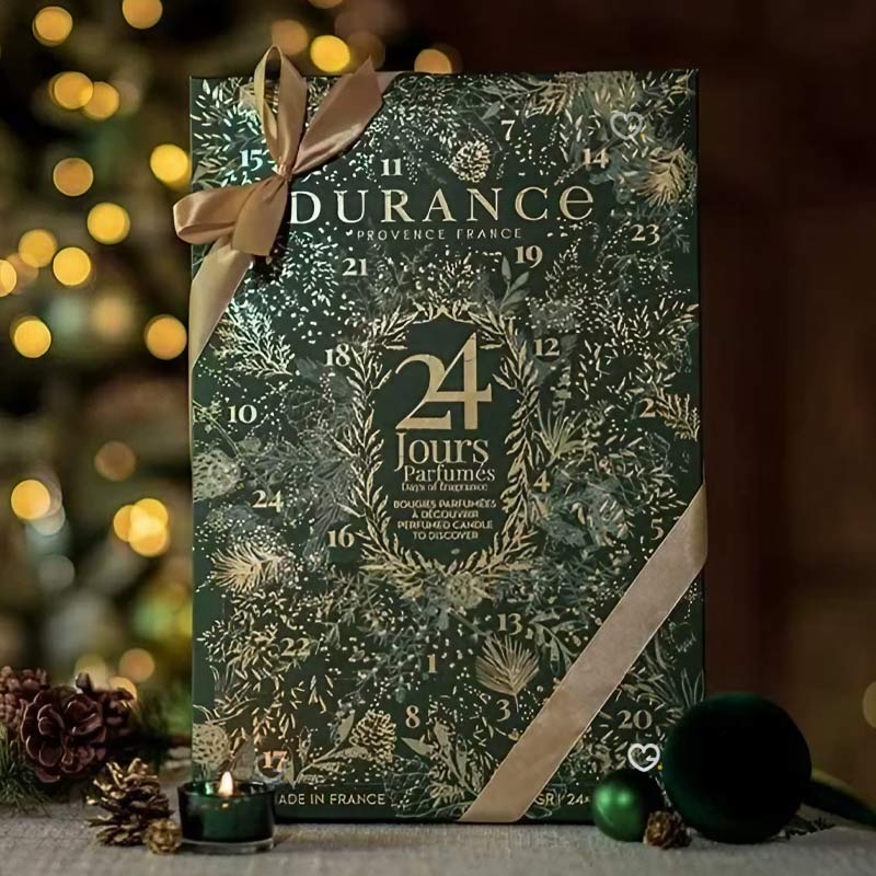 coffret vert fleurit calendrier de l'avent durances 2024 avec 24 bougies parfumées et 1 photophore