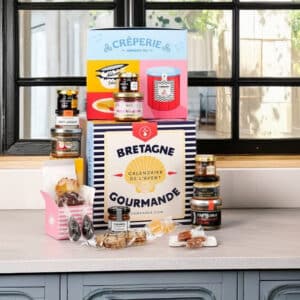 coffret gourmand cube calendrier de l'avent gourmand 2024 avec 24 spécialités gourmandes de bretagne