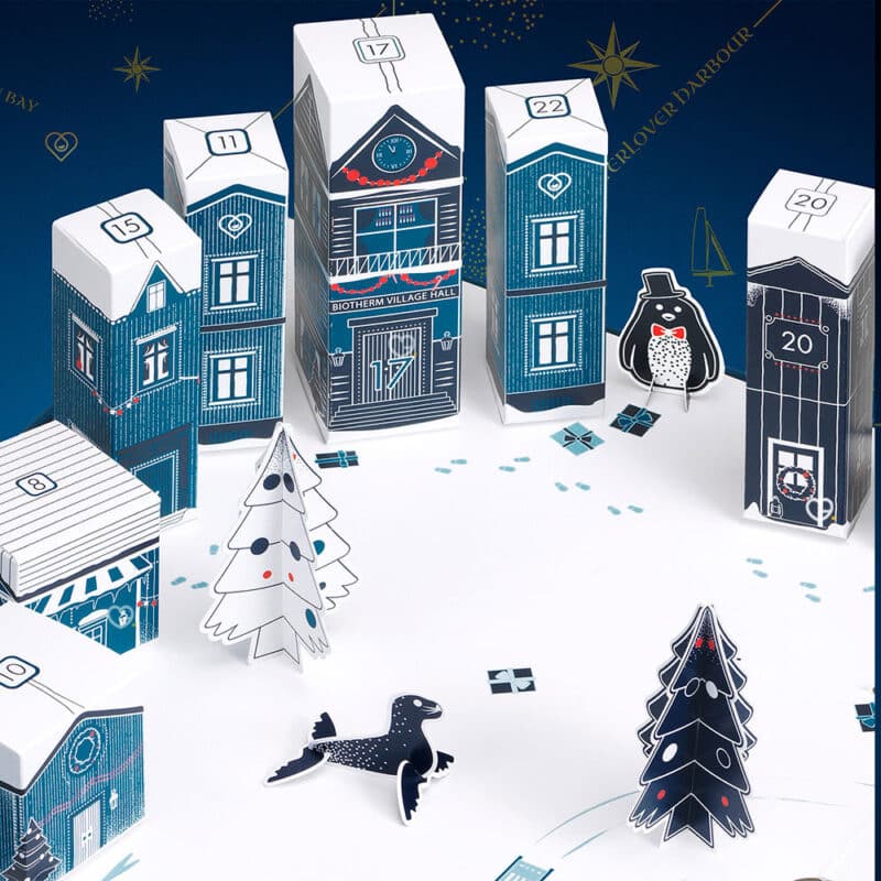 coffret beauté bleu calendrier de l'avent Biotherm 2024 contenant produits soins visage et corps