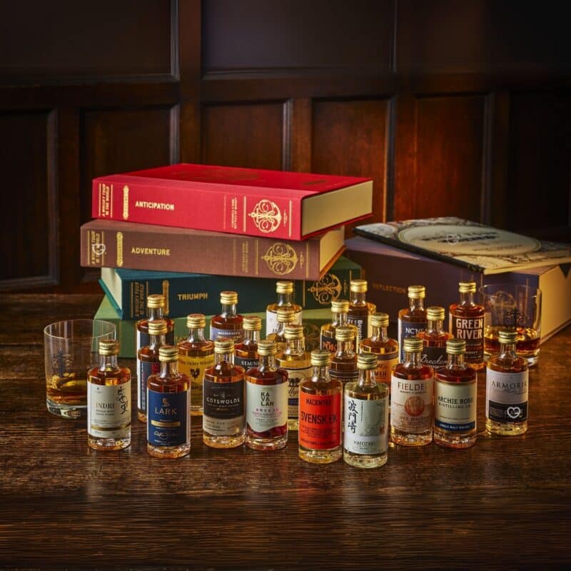 Coffret bois Calendrier de l'Avent whisky 2024 A Whisky Tour of the World