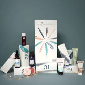 calendrier de l'après mademoiselle bio 2024 contenant 7 produits soins visage