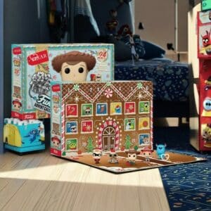 Calendrier de l'Avent funko pop Pixar 2024 ouvert avec des figurines de personnages monster & cie, indestructible ou wall-e