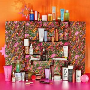 contenu complet Calendrier de l'Avent beauté space nk 2024 ouvert avec 1380 euros de produits multimarque - maquillage, soins