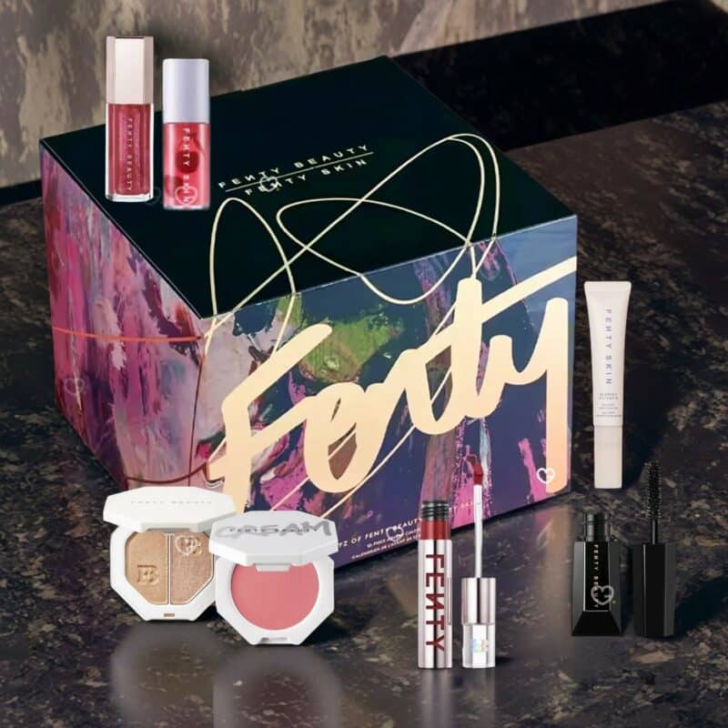calendrier de l'Avent Fenty 2024 coffret beauté comprenant Fenty Beauty et Fenty Skin