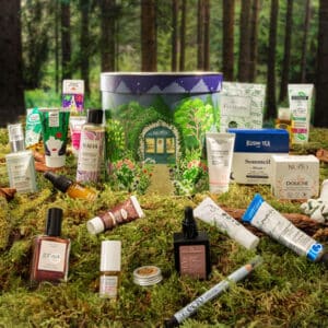 contenu complet du calendrier de l'avent nuoo 2024 avec produits de beauté maquillage et soin multiamrque