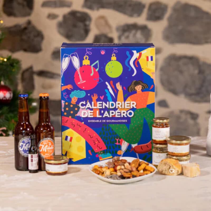 calendrier de l'avent apéro 2024 avec des produits artisanaux saucissons, terrines, bières,