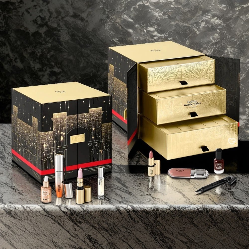 calendrier avent kiko milano 2024 contenant 24 produits maquillage et accessoires makeup