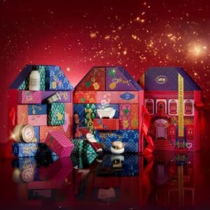coffret beauté coloré et fleurit calendrier de l'avent Sabon 2024 avec produits soins visage, soins corps et cheveux gel douche gommage crème shampoing